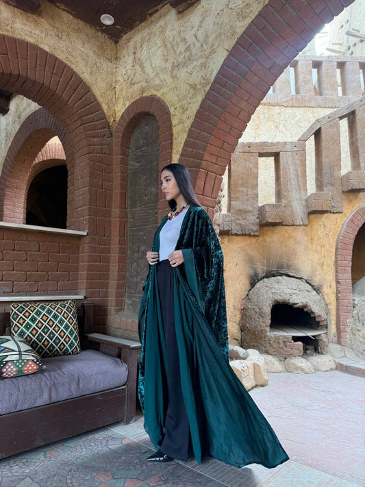 Emerald Velvet Flow Cape 💚