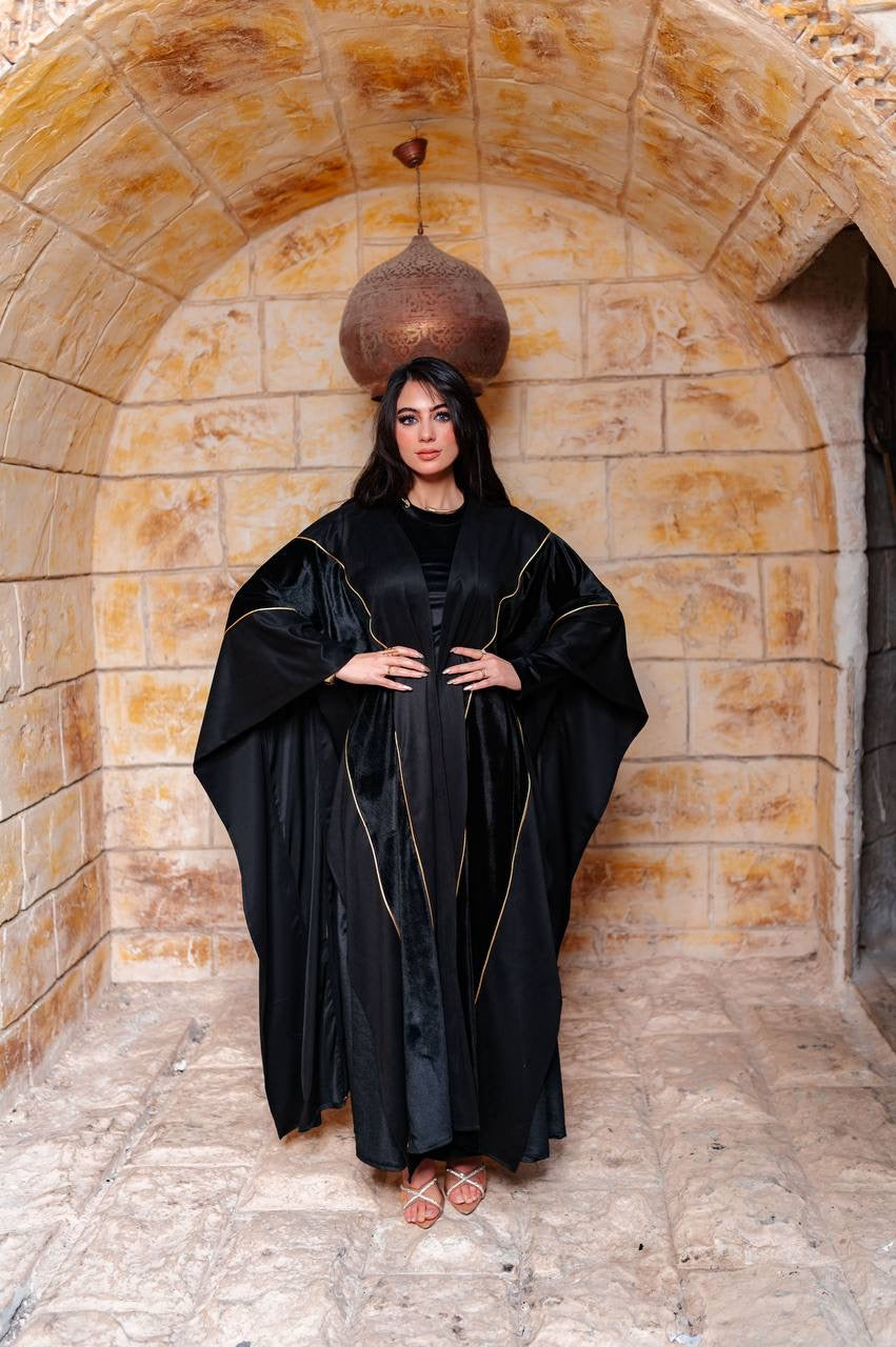 🖤 Golden Line Abaya