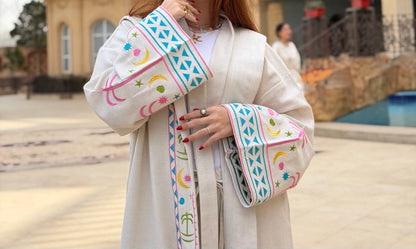 Zezil Hand-Embroidered Linen Kaftan