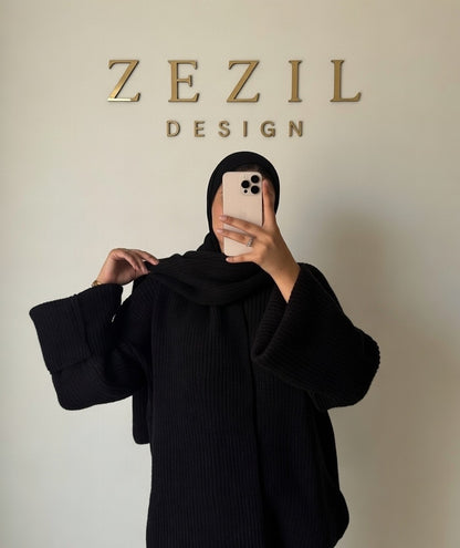 Zezil Cozy Scarf Knit Sweater