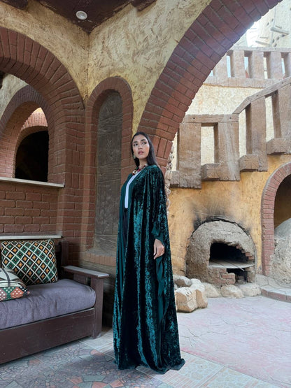 Emerald Velvet Flow Cape 💚