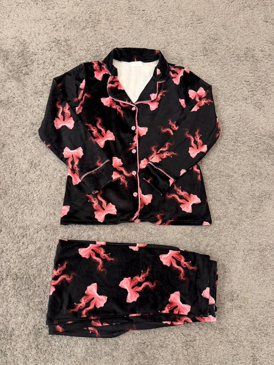 Warm Hug Velvet Set 🧸