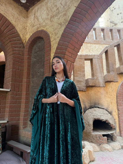 Emerald Velvet Flow Cape 💚