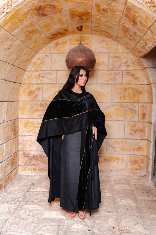 🖤 Golden Line Abaya