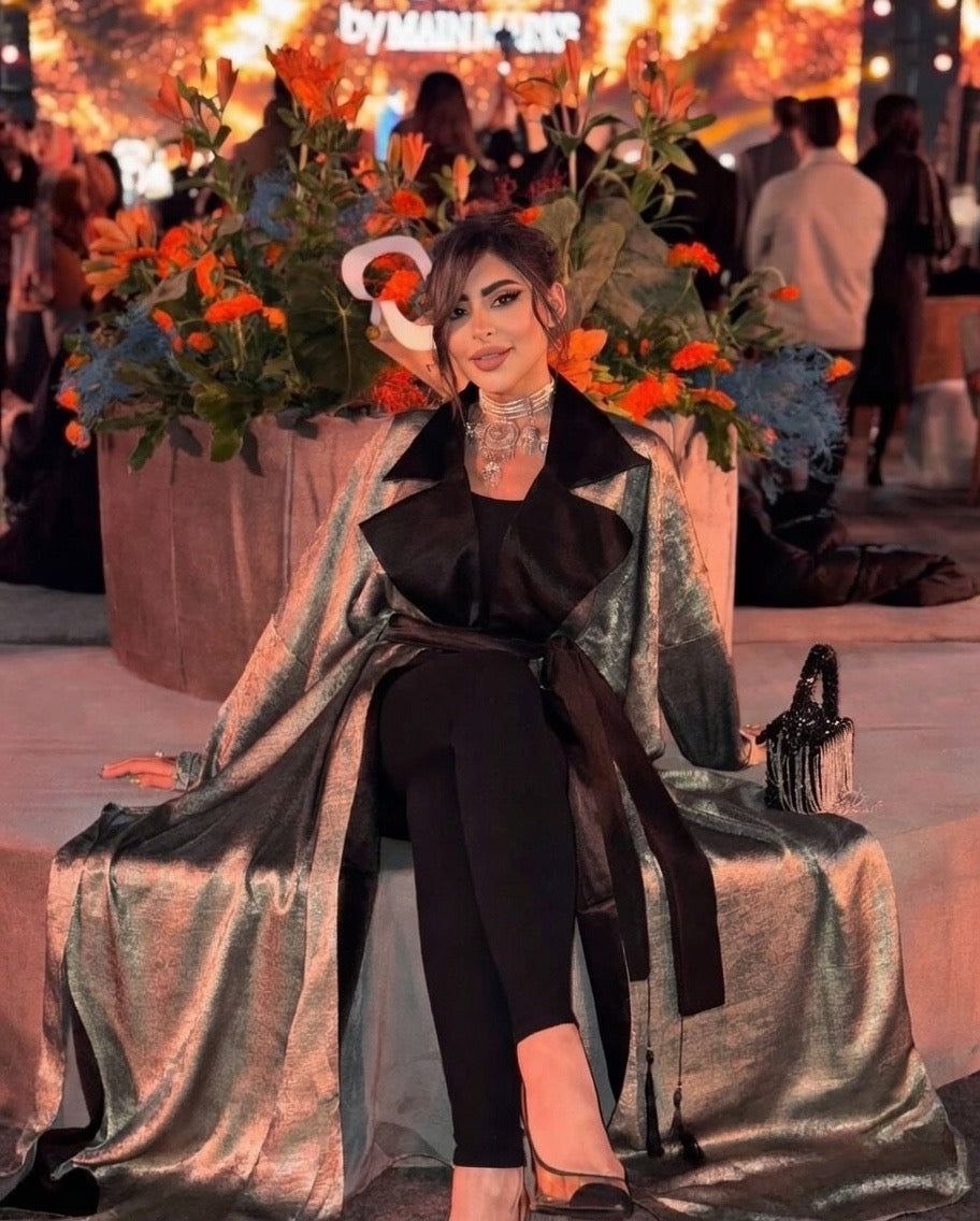 Lumière Silver Drape Coat✨