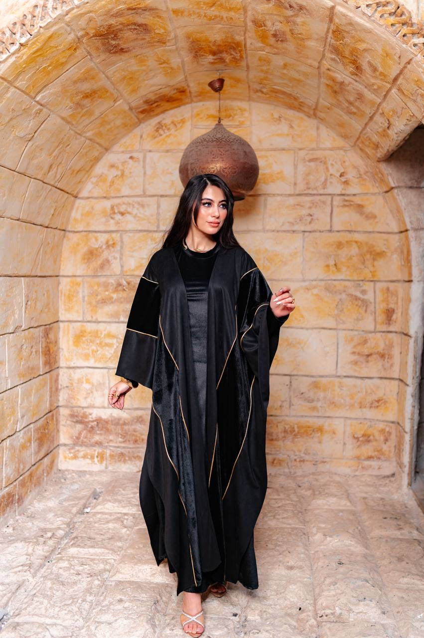 🖤 Golden Line Abaya