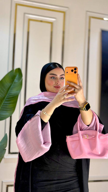 Noir Blush Elegance Abaya🖤🌸