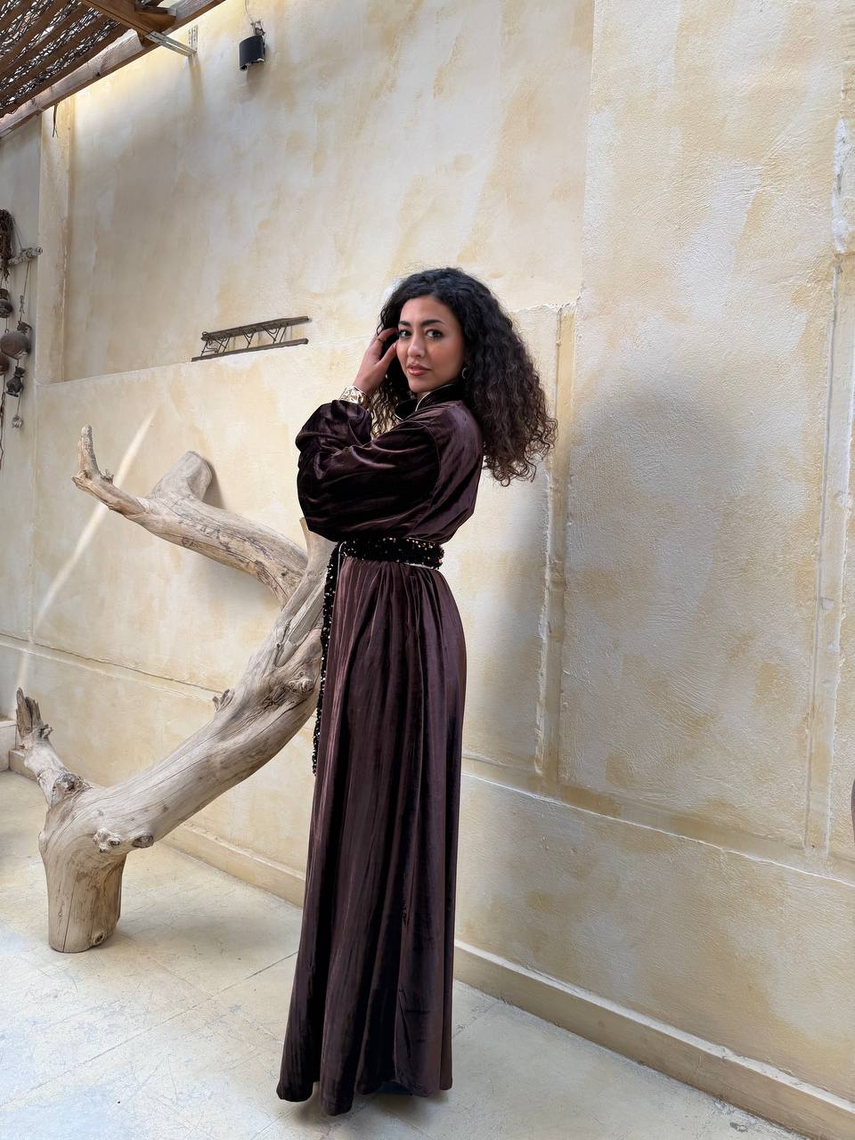 Velvet Glow Belted Abaya ✨