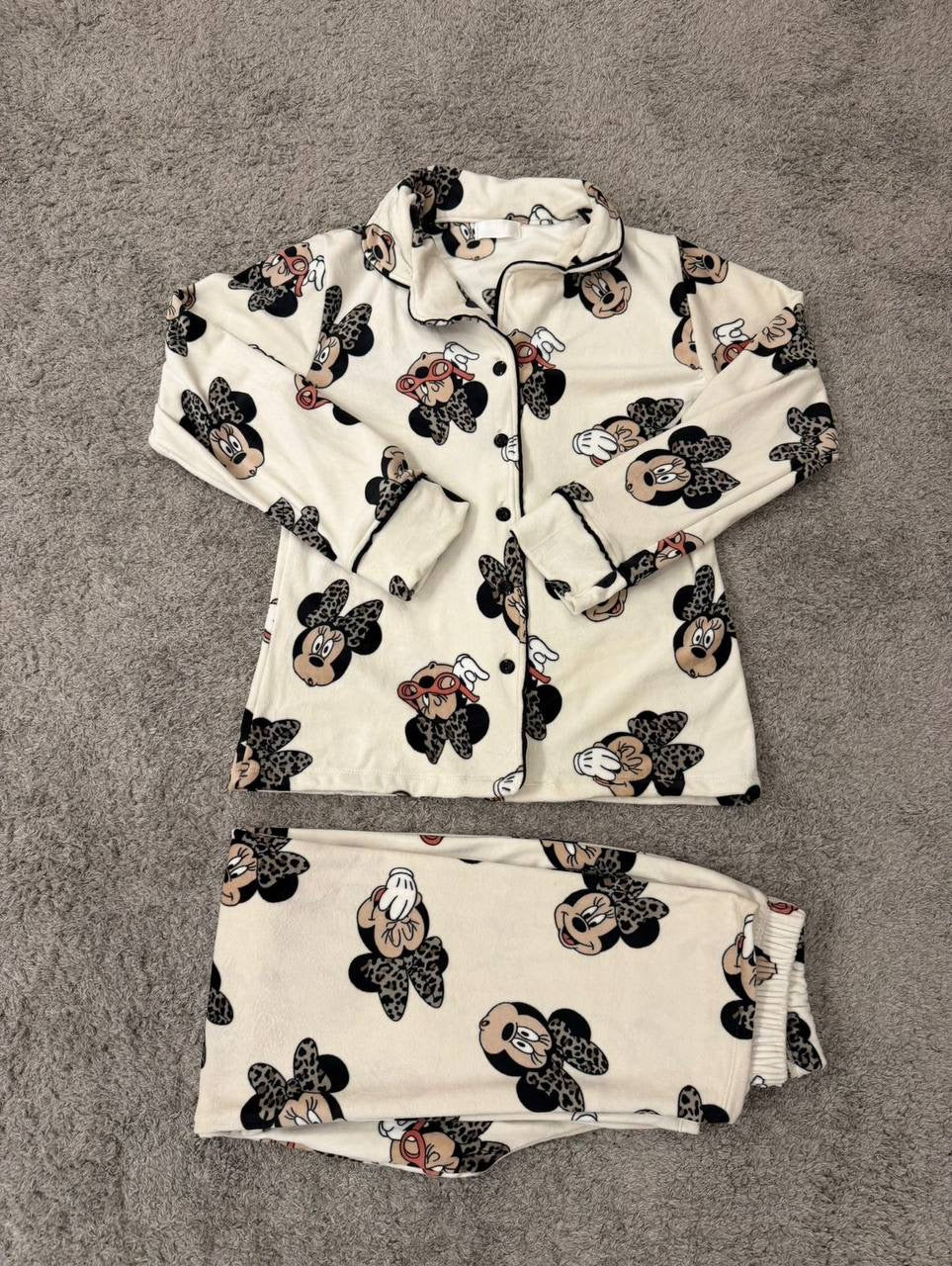 Warm Hug Velvet Set 🧸