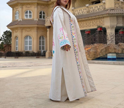 Zezil Hand-Embroidered Linen Kaftan