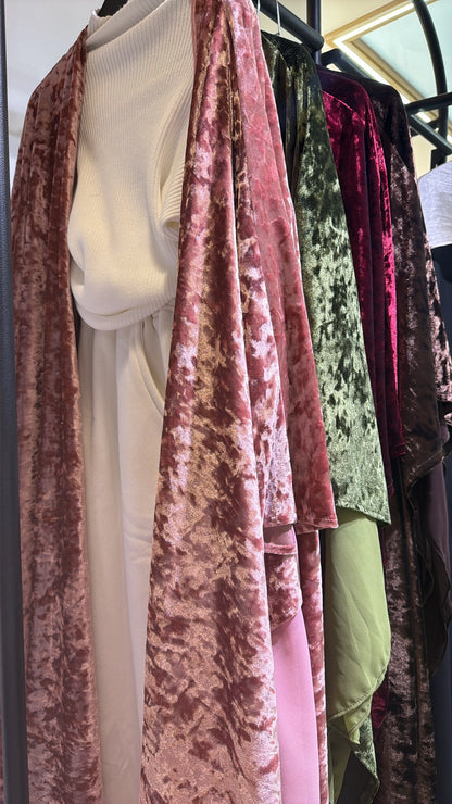 Emerald Velvet Flow Cape 💚