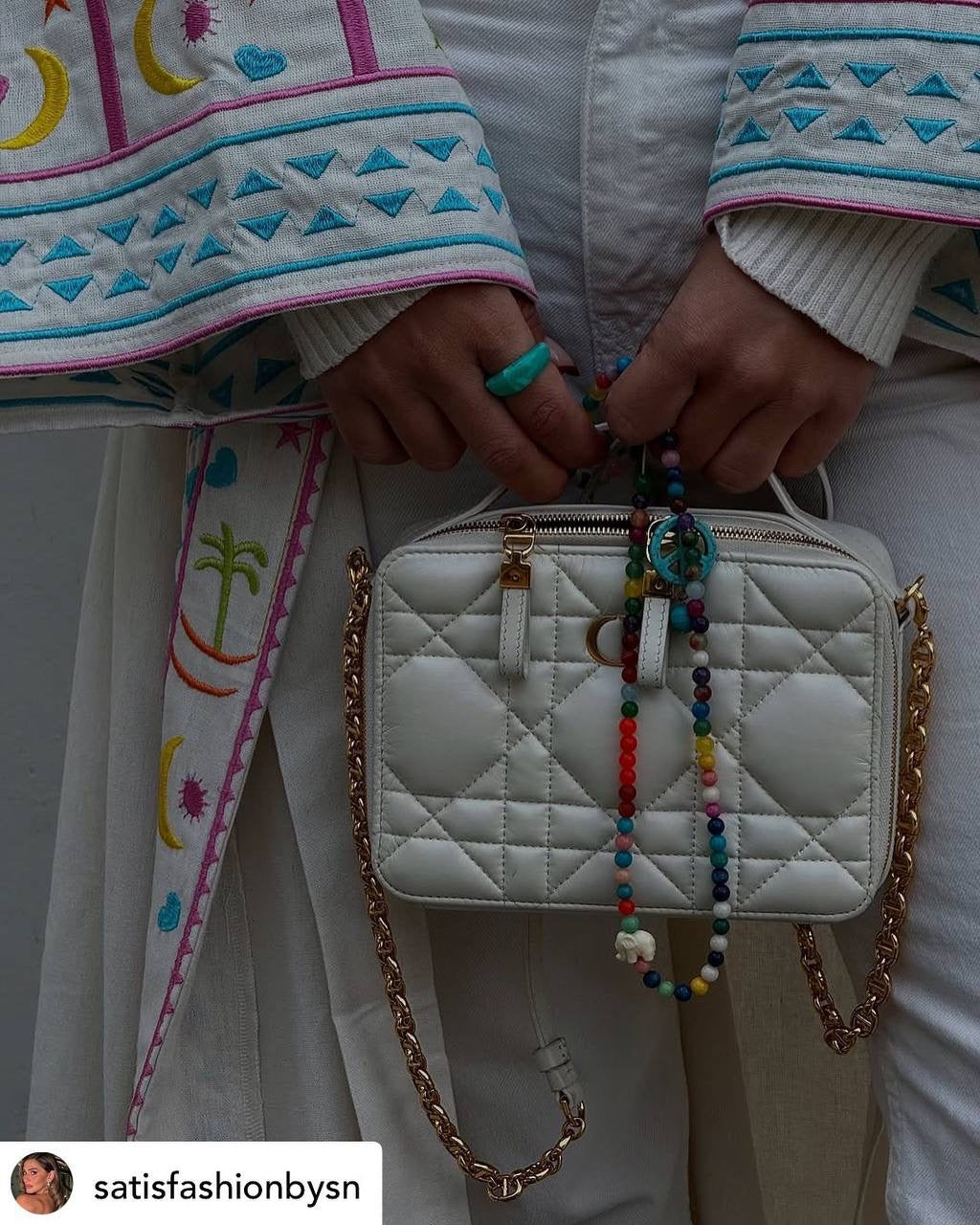 Zezil Hand-Embroidered Linen Kaftan