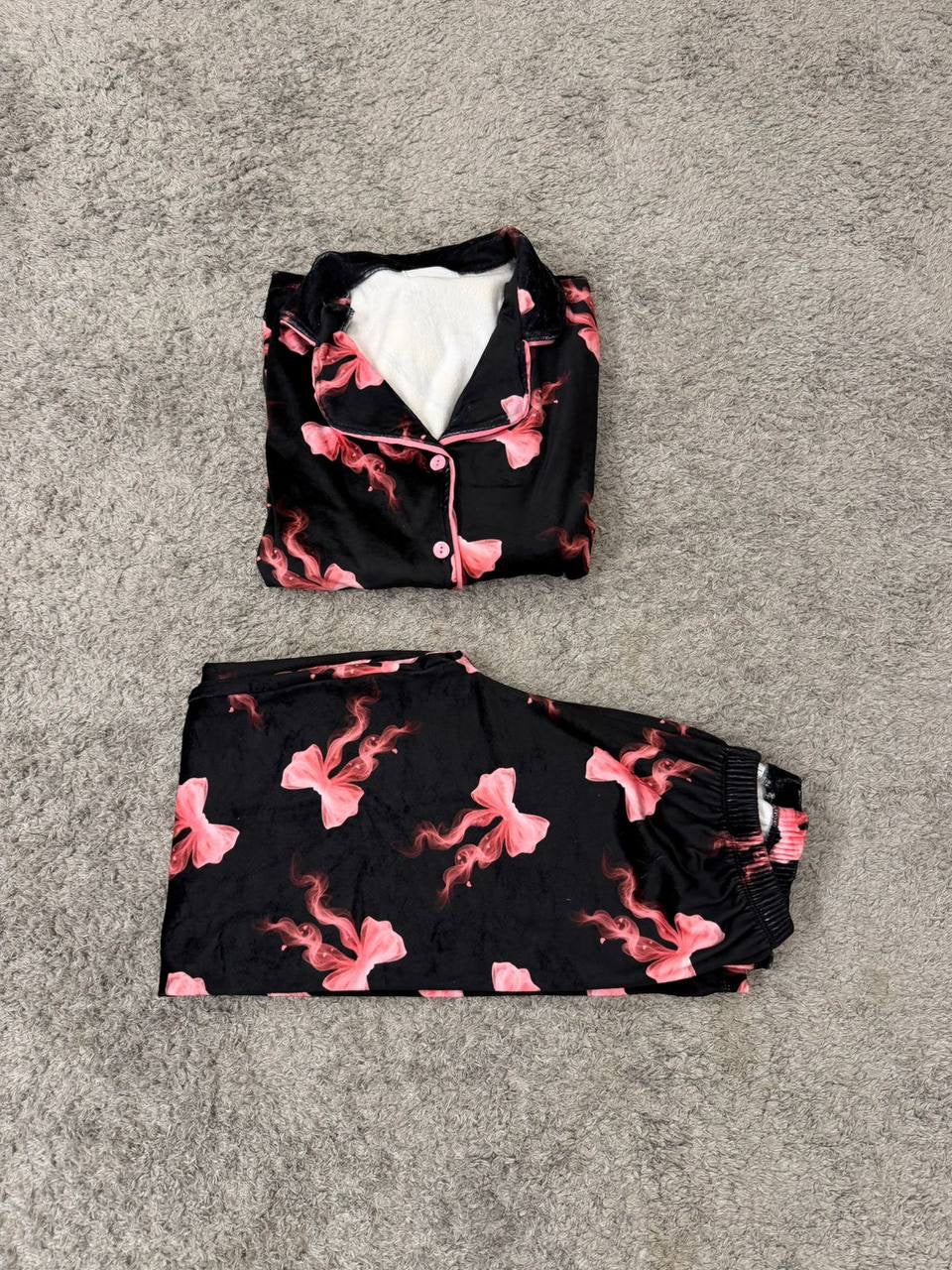 Warm Hug Velvet Set 🧸